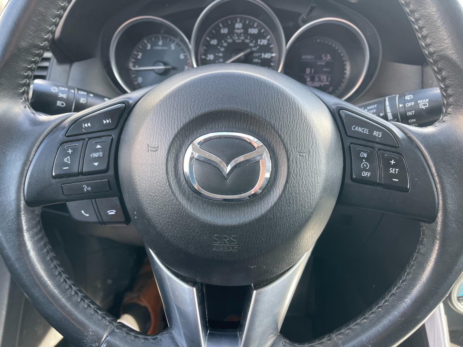 2015 White /Black Mazda CX-5 Touring AWD (JM3KE4CYXF0) with an 2.5L I4 DOHC 16V engine, 6-Speed Automatic transmission, located at 547 E. Main St., Orwell, OH, 44076, (440) 437-5893, 41.535435, -80.847855 - This 2015 Mazda CX-5 Touring AWD is a well-equipped SUV that offers a blend of performance, safety, and convenience for its drivers. Being a one-owner vehicle as per its Carfax report signifies well-attended maintenance and care. It is loaded with advanced features such as Blind Spot Monitoring and - Photo #25